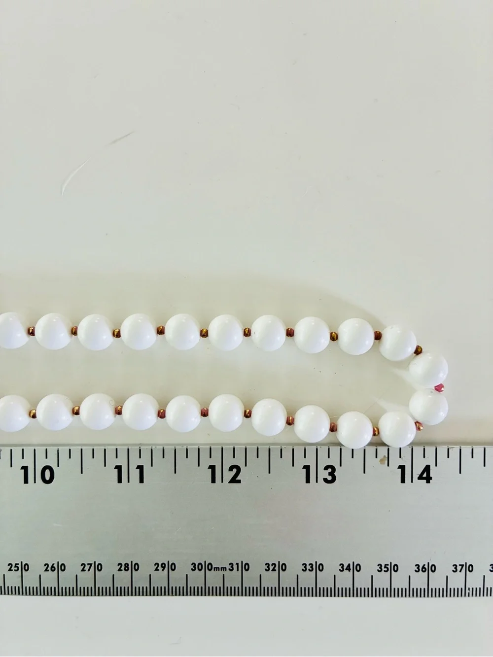 VTG Timeless Elegant White Bead Long Necklace for Women Retro Granny Chic